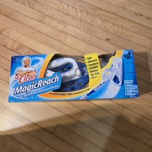 Mr. Clean Magic Reach Starter Kit Bathroom Cleaning Tool Set with Refills NEW